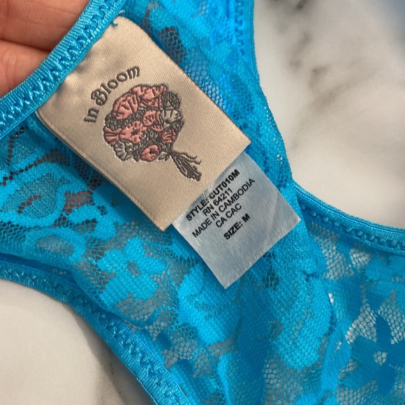 BUNDLE! Bundle of 7 tank tops! Size S,XS, M - Picture 12 of 13